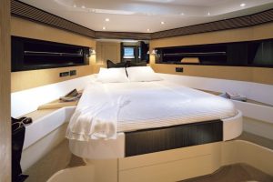 9-diabolik-motor-yacht-luxury-yacht-charter-noleggio-barche-levante-yachts-8-1024x808